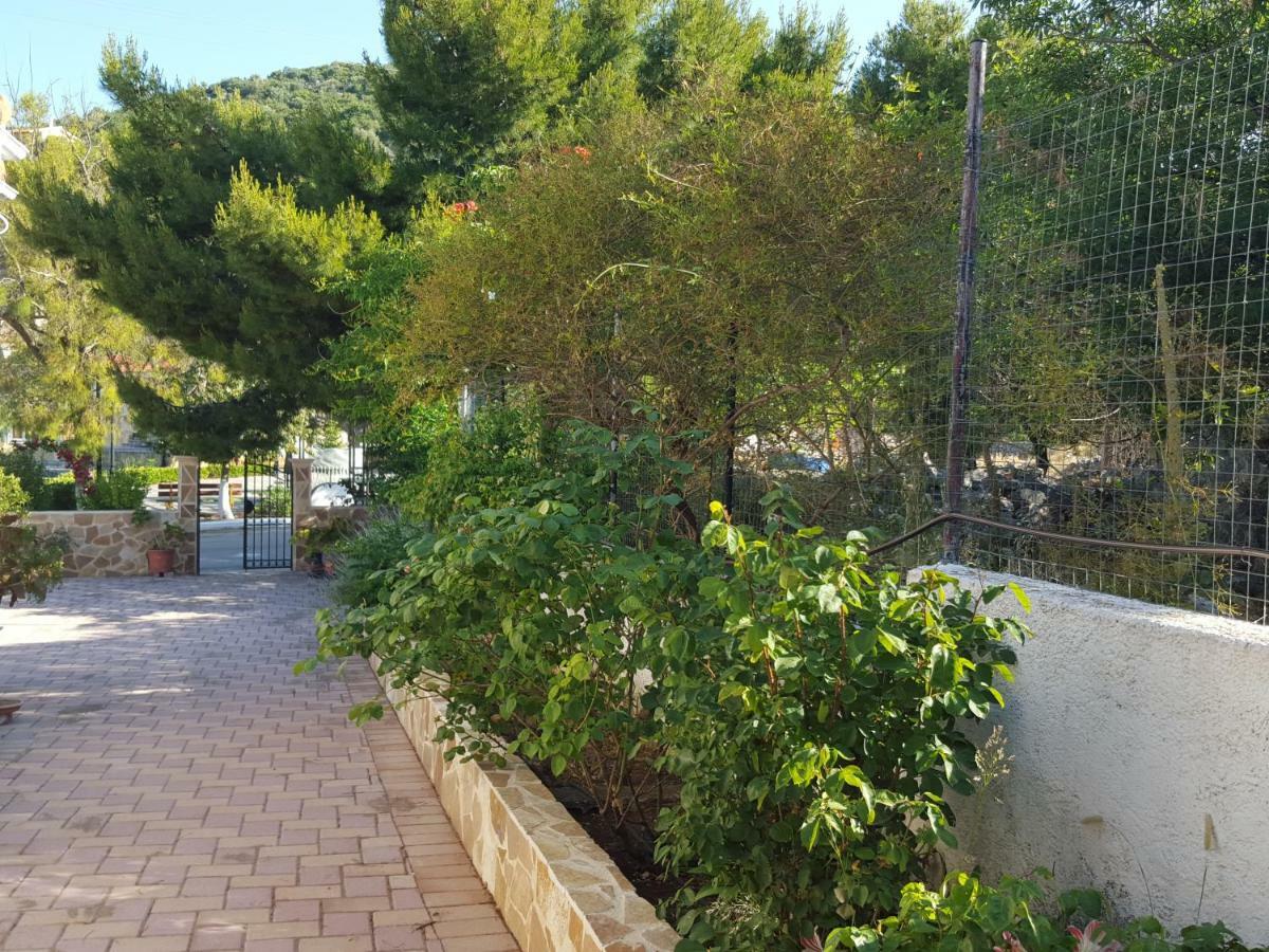 Cottage Sakkatos Dhavgáta Екстериор снимка